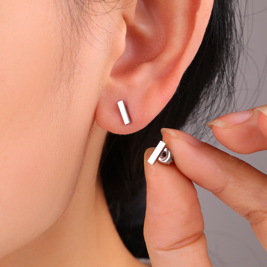 PENDIENTES DE BOTÓN BARRITAS PLATA