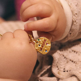 CHARM MAMÁ BAÑO ORO